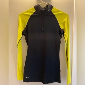 XS Nike Pro Athletic Quarter Zip. Like new!